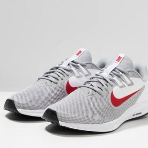 Nike Men's Downshifter 9 Grey Red and White Size10